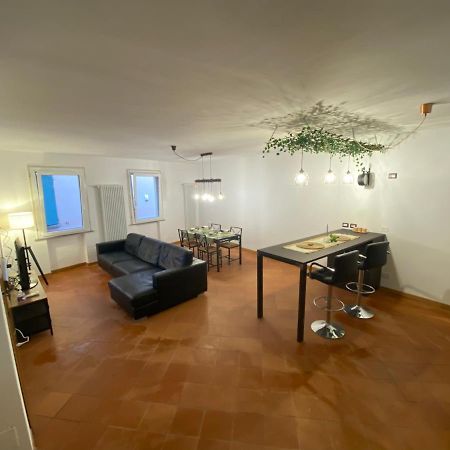 Honey Apartment 切塞纳 外观 照片