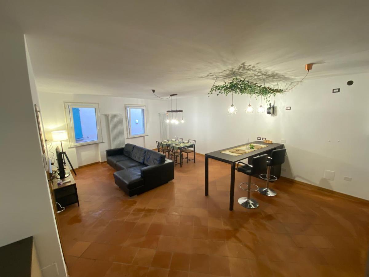 Honey Apartment 切塞纳 外观 照片